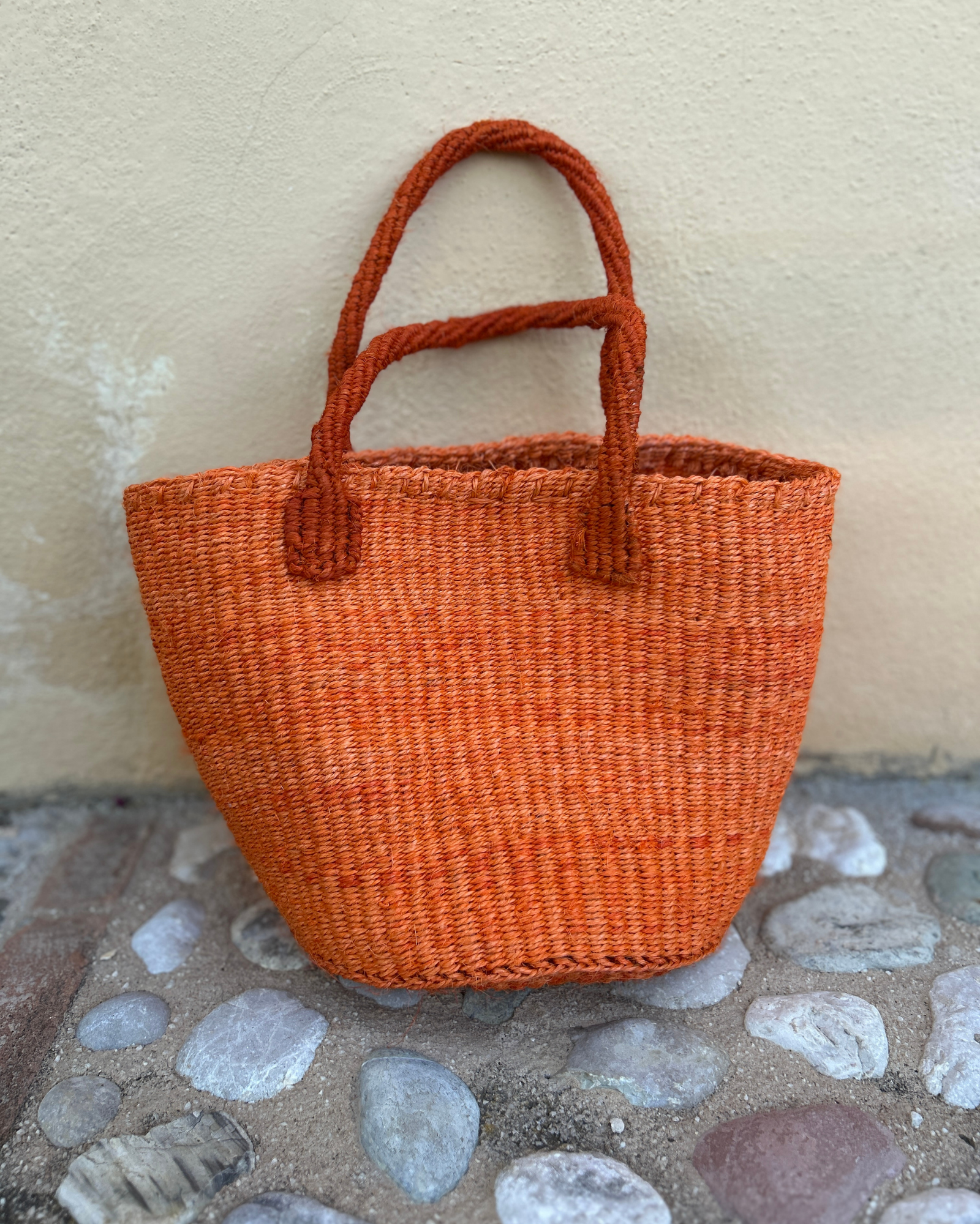 Moto -  Handgemaakte sisal tas Oranje Tamani